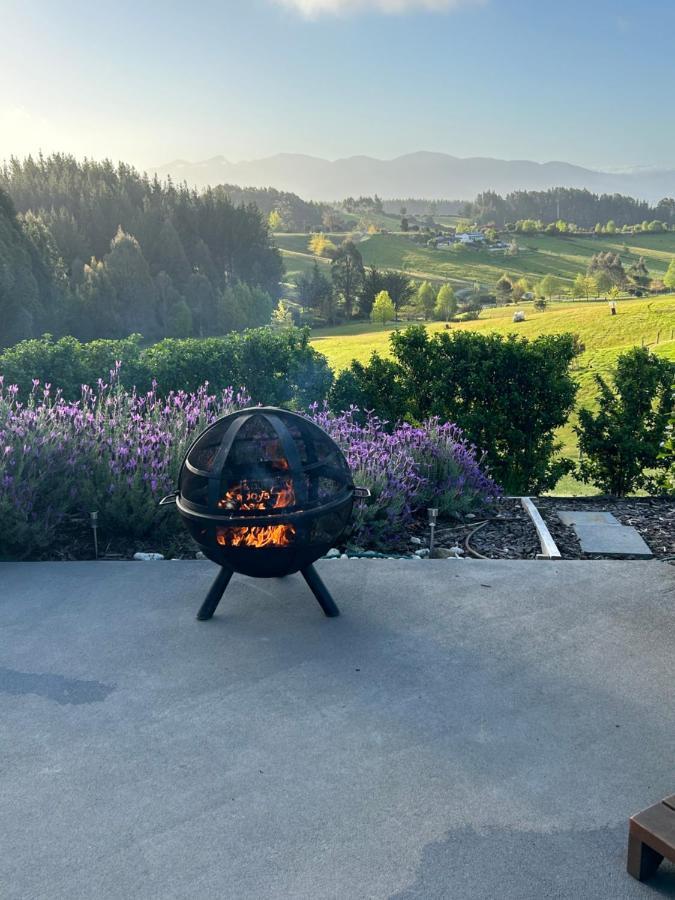 Mahana The Shed With A View 아파트 외부 사진