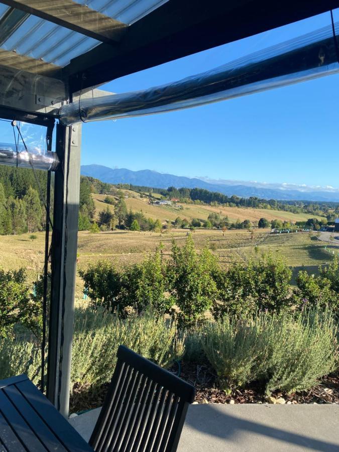 Mahana The Shed With A View 아파트 외부 사진
