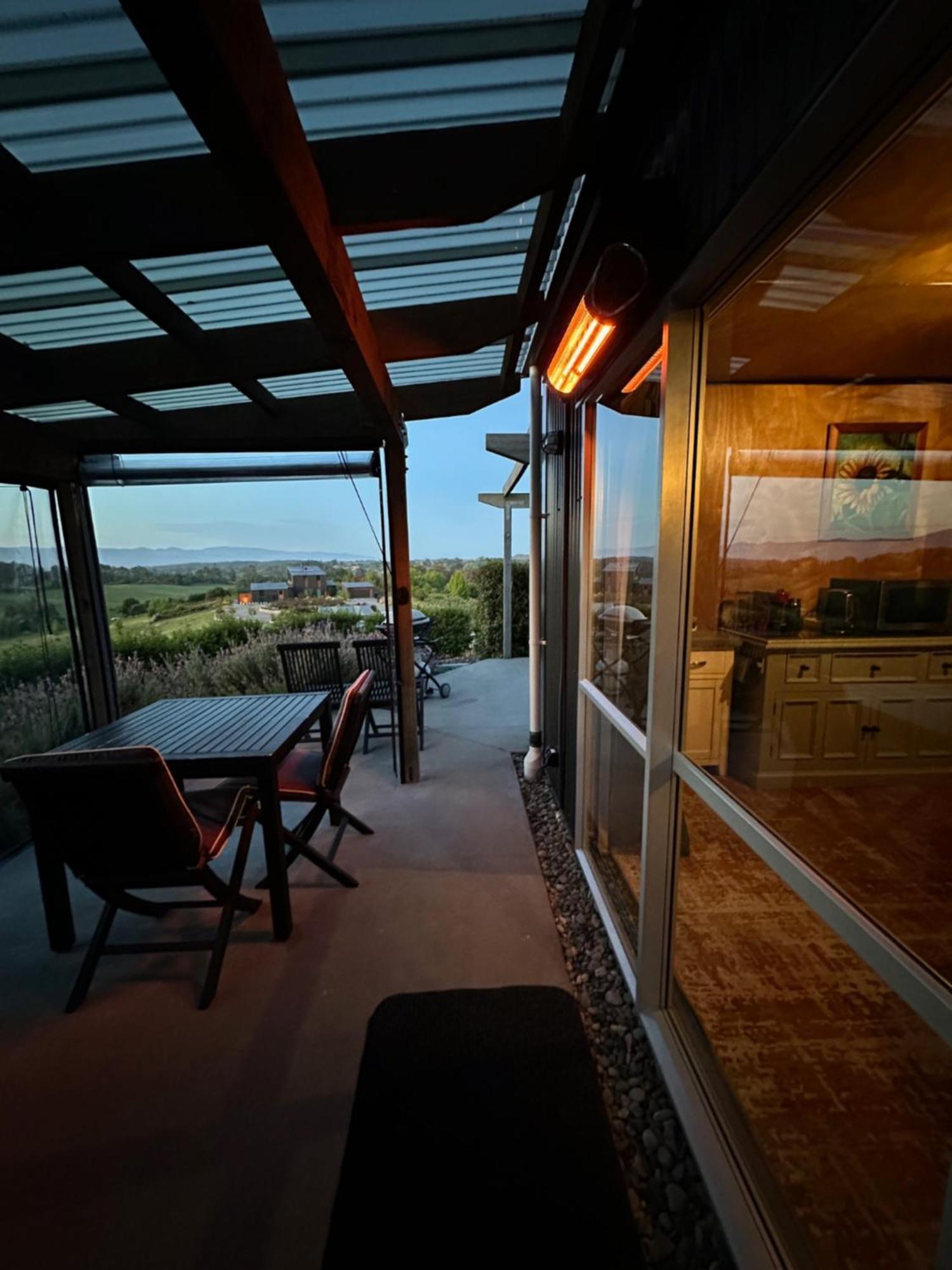 Mahana The Shed With A View 아파트 외부 사진